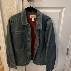 Women’s medium petite Out of the Blue j.Jill denim Jean jacket.